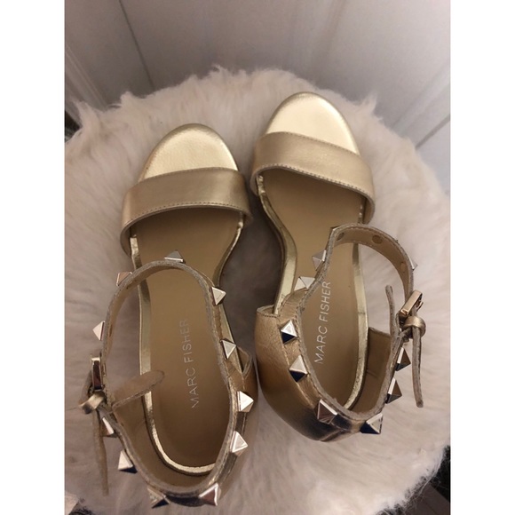 Gold Studded Wedge Heels💛:) - Picture 5 of 8